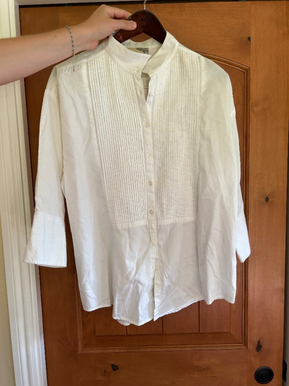 Elizabeth and James Tuxedo Pintuck Blouse White Band Collar Size S